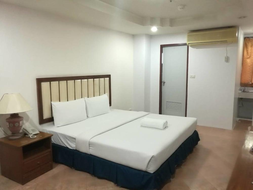 Js Tower Hotel Bangkok Eksteriør billede