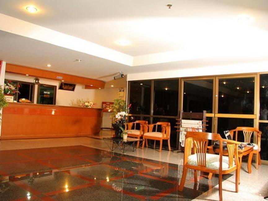 Js Tower Hotel Bangkok Eksteriør billede